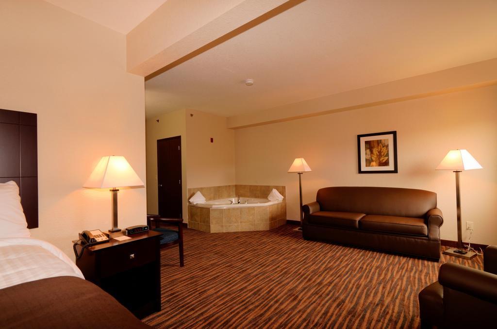 Cobblestone Inn & Suites - Denison | Oak Ridge 외부 사진