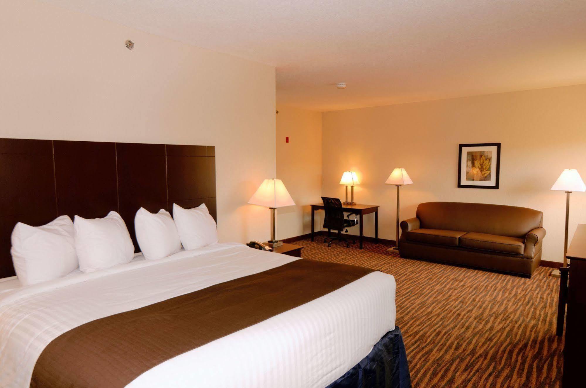 Cobblestone Inn & Suites - Denison | Oak Ridge 외부 사진